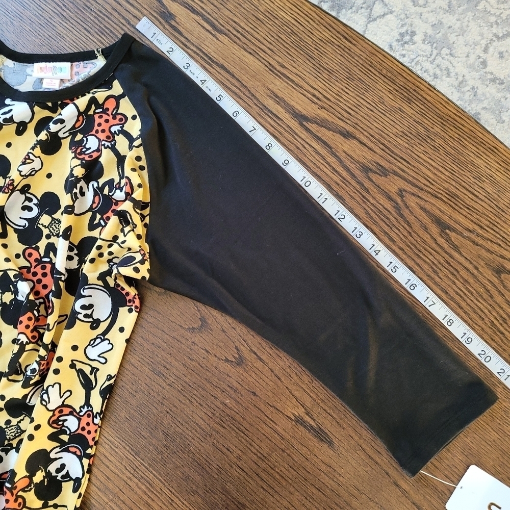 LulaRoe Disney Minnie Mouse Randy Baseball Style T-shirt Size Women's Small - Picture 7 of 12